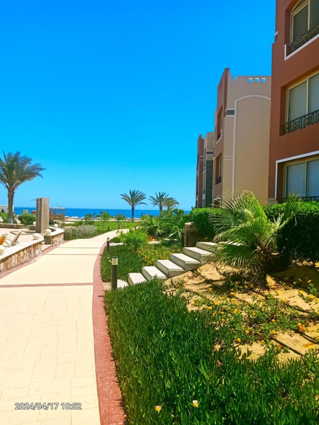 Oyster Bay Beach Resort Abu Dabab Exterior foto