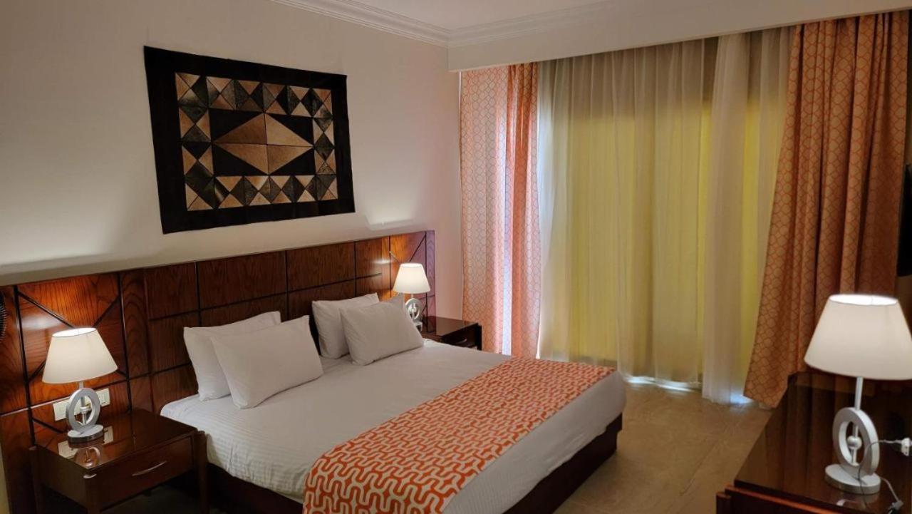 Oyster Bay Beach Resort Abu Dabab Exterior foto